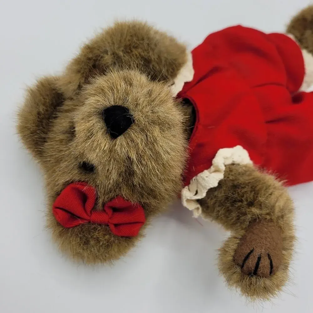 Vintage 1999 Boyd's Alexandra Collection Bear Red Overalls Hair Bow Eyelet Trim